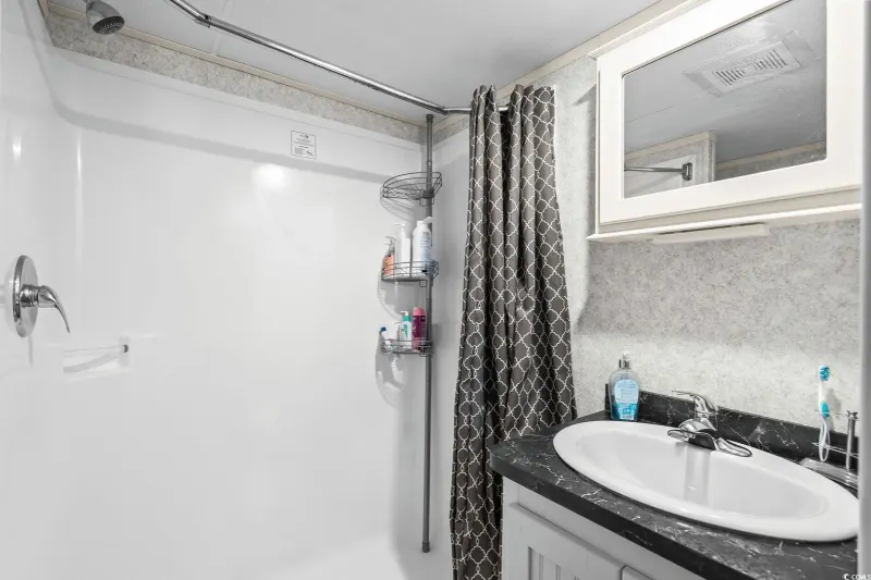 Bathroom & Laundry